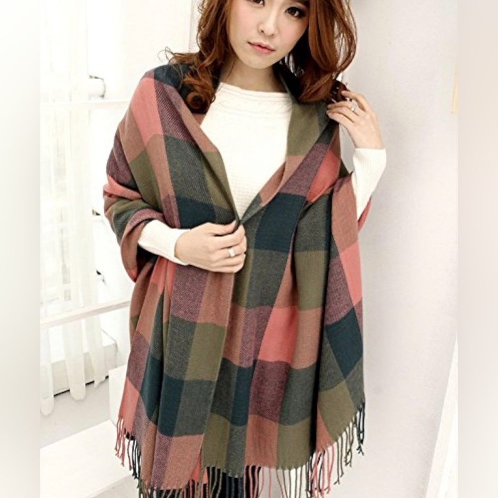 Large scarf - Picture 2 of 6